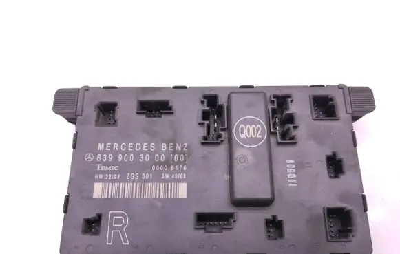 Mercedes-Benz Vito Viano W639 Door control unit/module 6399003000