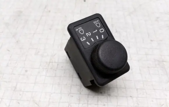 Nissan Almera Tino Headlight level height control switch