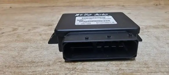 Volvo XC70 Hand brake control module 6G912598CC 31318610