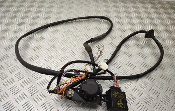 Nissan X-Trail T32 Tow bar trailer control unit/module KE5006F020