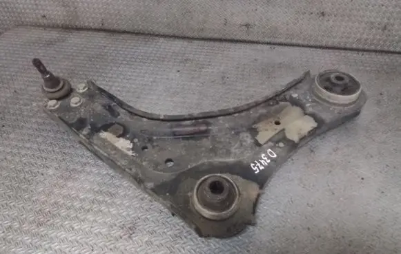 Renault Laguna III Front lower control arm/wishbone