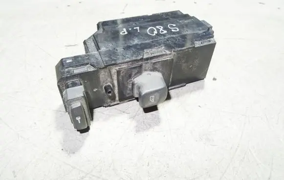 Volvo S80 Electric window control switch 30658117