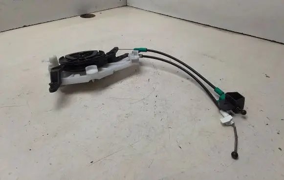 Opel Astra H Heater control cables 52404291