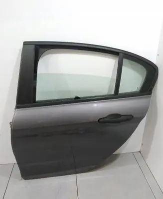 Fiat Tipo Front door