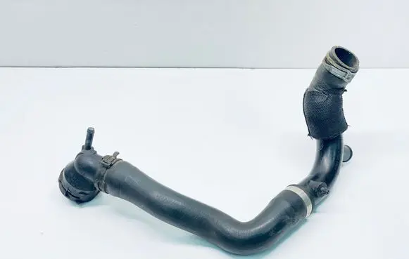 Volkswagen PASSAT CC Engine coolant pipe/hose 3C0121087A 3C0122101EM 3C0122291