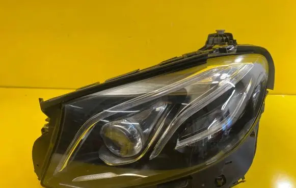 Mercedes-Benz E W213 Headlight/headlamp A2139069508