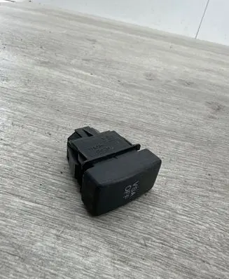Honda CR-V Other switches/knobs/shifts M24985