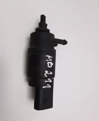 Mercedes-Benz E W211 Windscreen/windshield washer pump