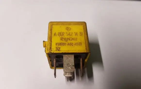 Mercedes-Benz ML W163 Other relay A0025421419
