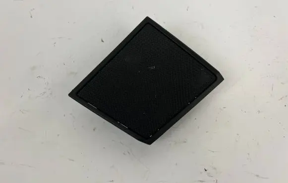 Maserati Quattroporte Panel speaker AAE17172