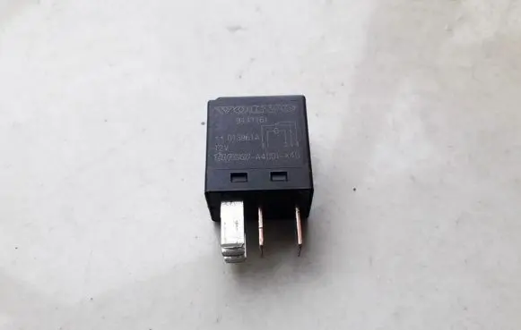 Volvo S60 Other relay V23074 9441161