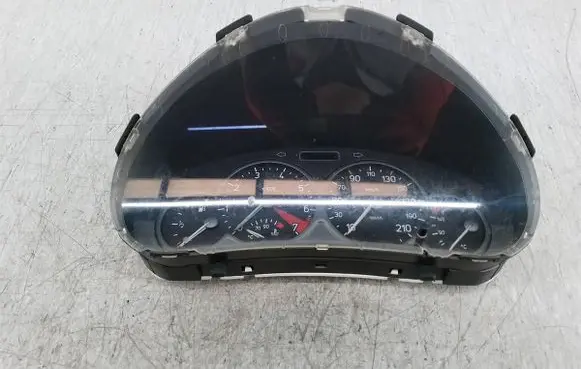 Speedometer (instrument cluster)