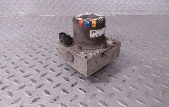 Mercedes-Benz GLE W167 Air suspension compressor/pump A1673209204