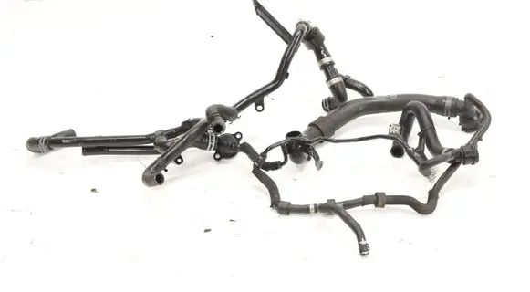 Skoda Octavia Mk3 (5E) Engine coolant pipe/hose 5Q0122101CM5786052