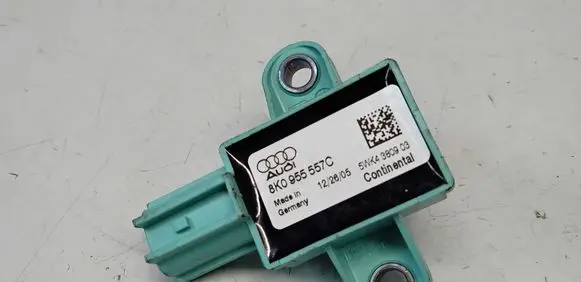 Audi A4 S4 B8 8K Airbag deployment crash/impact sensor 8K0955557C