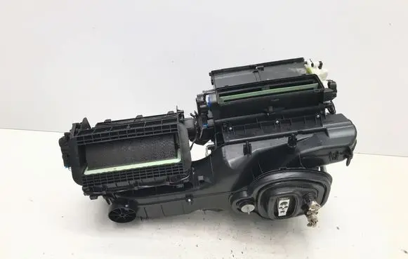 Volkswagen Tiguan Interior heater climate box assembly 5WB816001C T69455C 5WB819021A