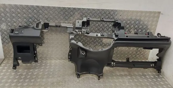 Toyota Yaris Dashboard 553030D120