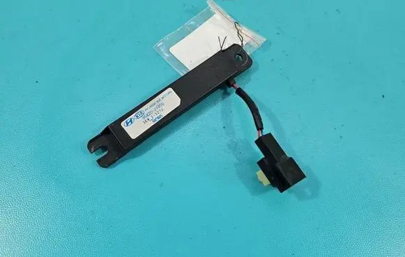 Hyundai ix35 Radio antenna 954202Y200 IMPRK1549539