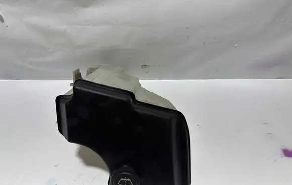 BMW Z4 E85 E86 Windshield washer fluid reservoir/tank 7110853