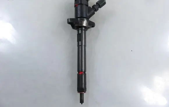 Volvo S40 Fuel injector 0445110259