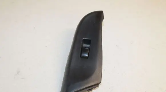 Nissan Almera N16 Electric window control switch 82960BM700