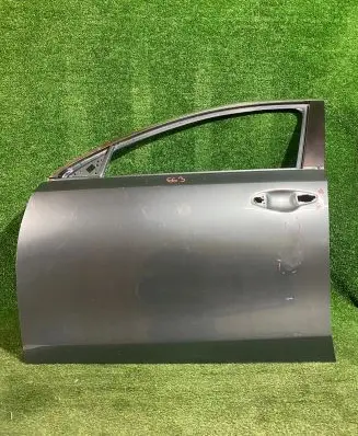 KIA Ceed Front door