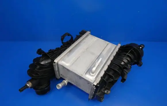 Volvo XC90 Intercooler radiator 9975841800 8641466 1301444S03