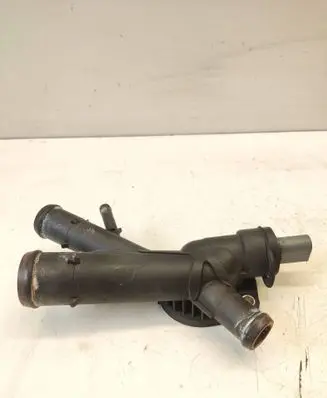 Audi A1 Engine coolant pipe/hose 03L121131AA