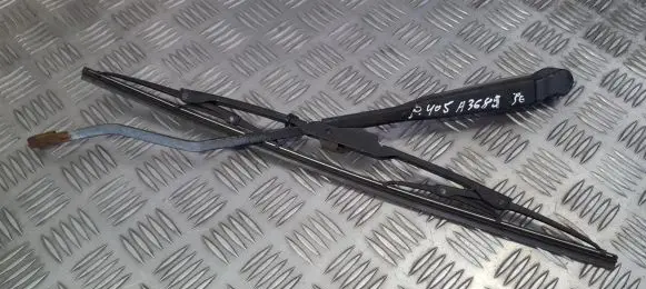 Peugeot 405 Front wiper blade arm 405dg