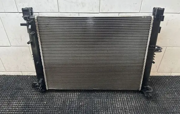 Renault Clio IV Coolant radiator 214100078R