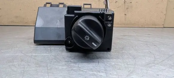 Mercedes-Benz E W210 Light switch 2105450104