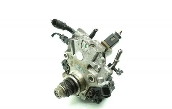 Mercedes-Benz SLK R172 Fuel injection high pressure pump A6510701801