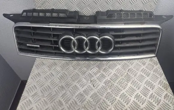 Audi A3 S3 8P Front grill 