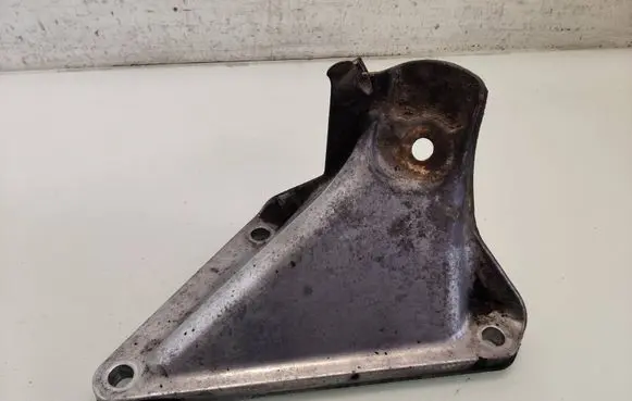 BMW 5 E60 E61 Engine mounting bracket 1706AC46000