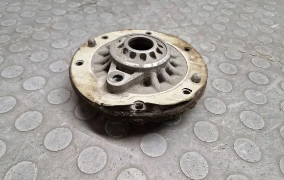 BMW 1 F20 F21 Front upper strut mount 6881929