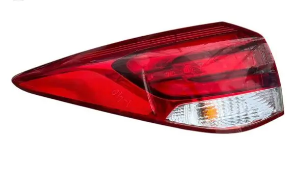 Hyundai i40 Rear/tail lights 924013Z5