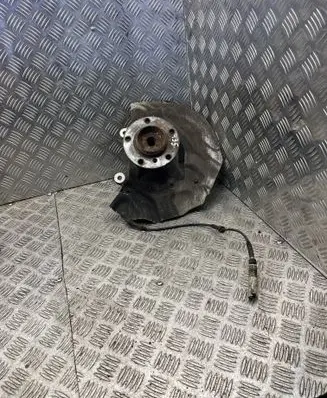 BMW 7 E65 E66 Front wheel hub spindle knuckle