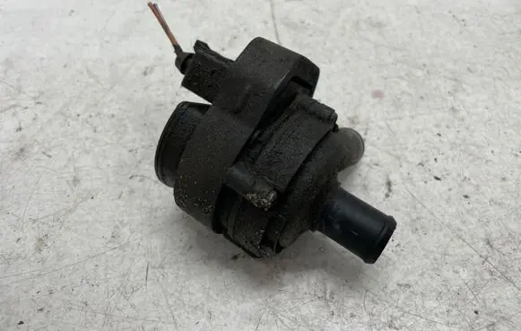 Mercedes-Benz ML W164 Electric auxiliary coolant/water pump