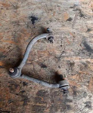 KIA Sorento Front lower control arm/wishbone