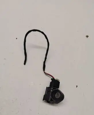 Mercedes-Benz GLE (W166 - C292) Airbag deployment crash/impact sensor A2139051300