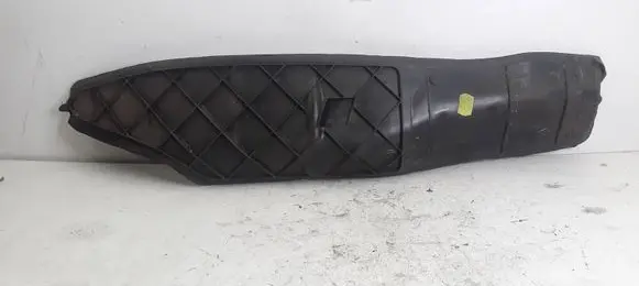Volkswagen Polo Fender end trim 6Q0827111A