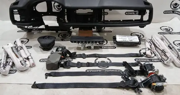 Skoda Kodiaq Airbag set with panel 8V0880204 566857091 3200101144
