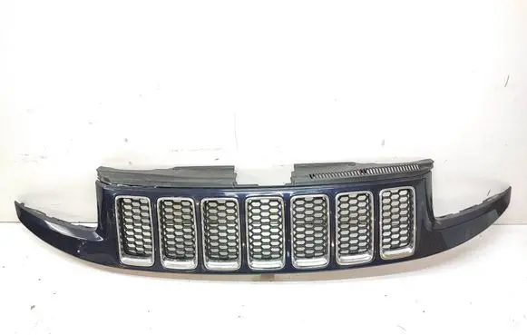 Jeep Grand Cherokee Front bumper upper radiator grill 68145201AB