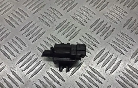 Opel Astra H Valve vacuum 72244800