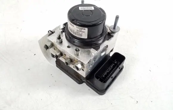 Toyota Yaris ABS Pump 89541-0D100