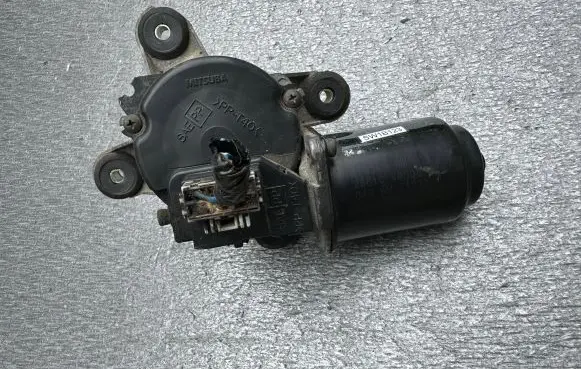 Nissan Patrol Y61 Wiper motor 28810VB000