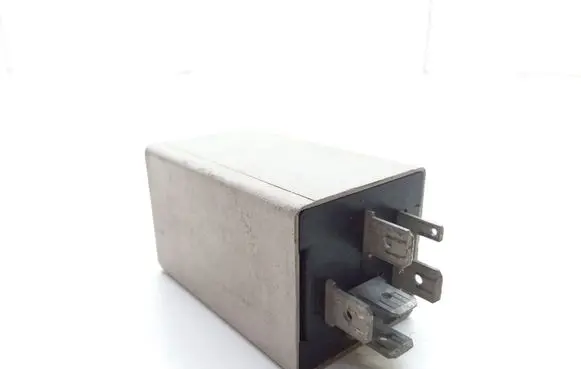 Renault Laguna I Other relay 7700844036