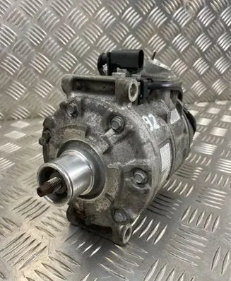 Porsche Cayenne (92A) Air conditioning (A/C) compressor (pump) 7P0820803D