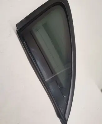 Porsche Macan (95B) Rear side window 95B845298