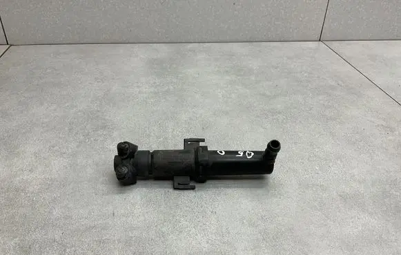 Audi Q5 SQ5 8R Headlight washer spray nozzle 8R0955102